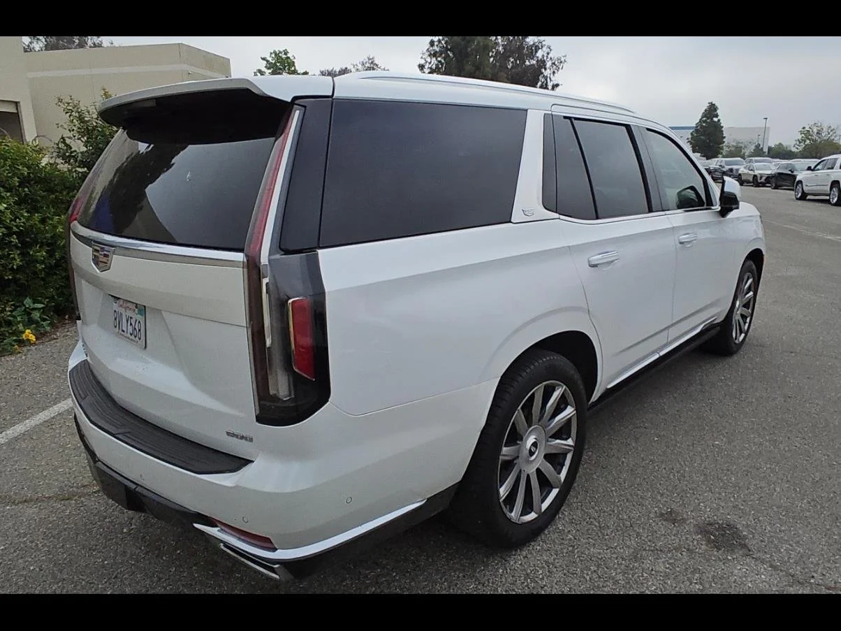 Used 2021 CRYSTAL WHITE TRICOAT Cadillac Premium Luxury Platinum image 14