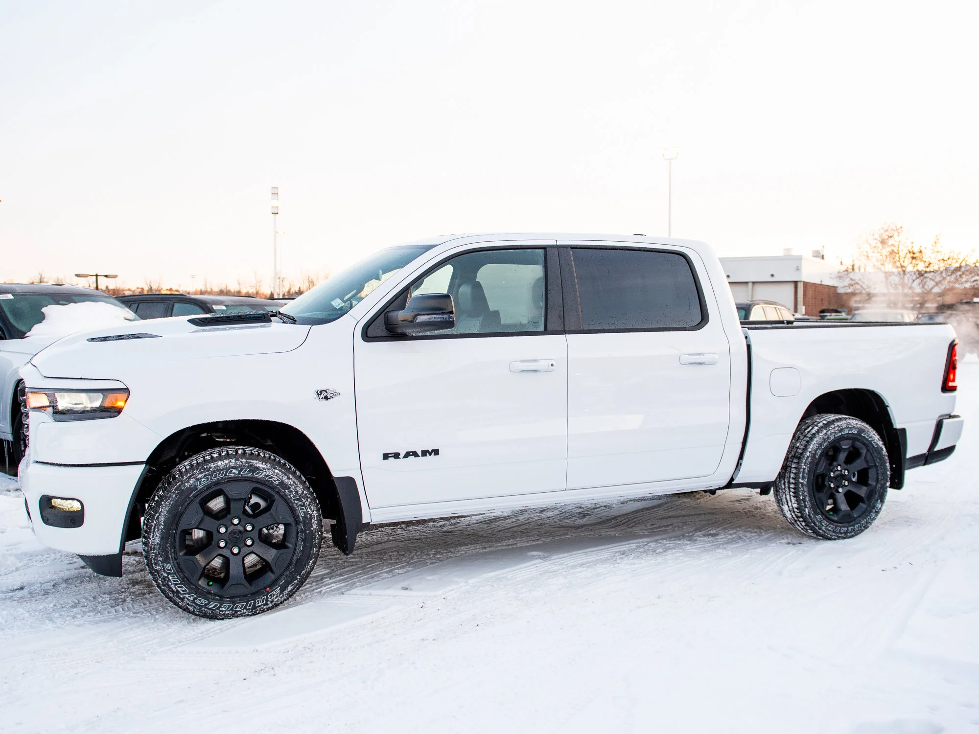 New 2026 White RAM Sport* HEMI V8 image 3