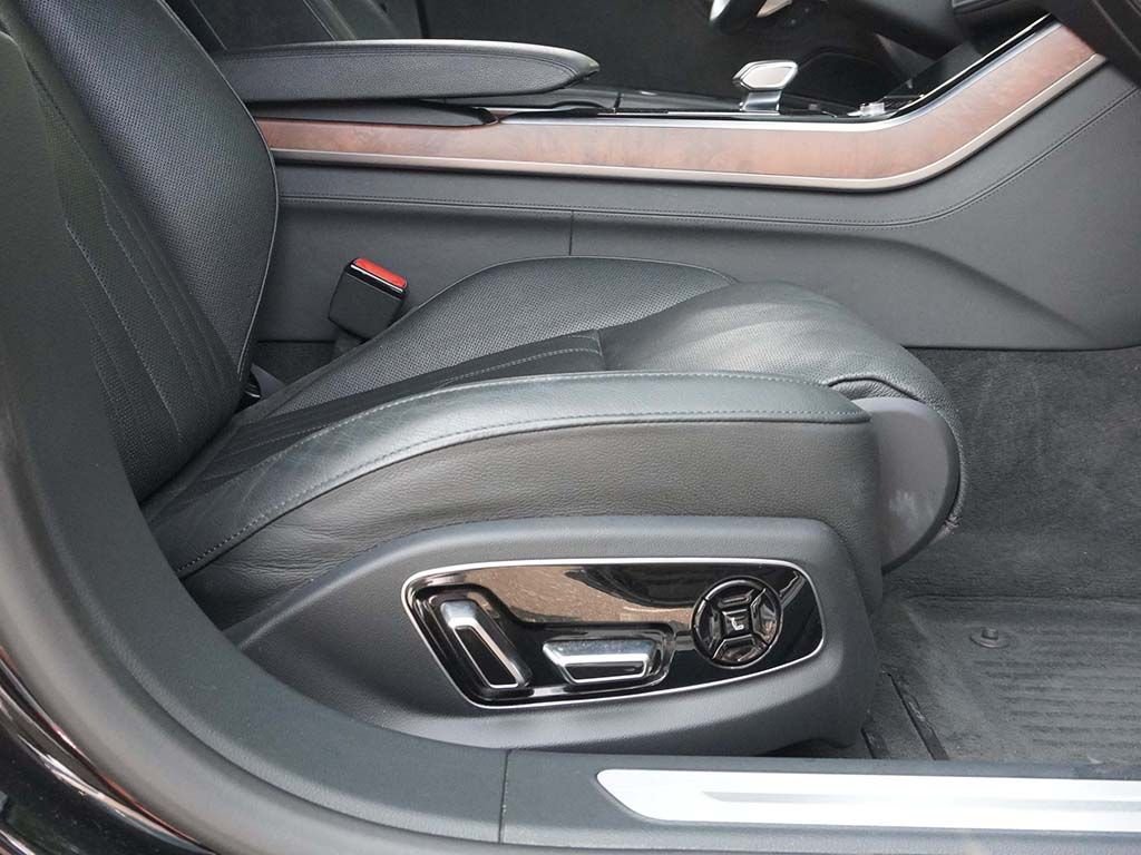 Used 2020 Black Audi 4.0 image 30