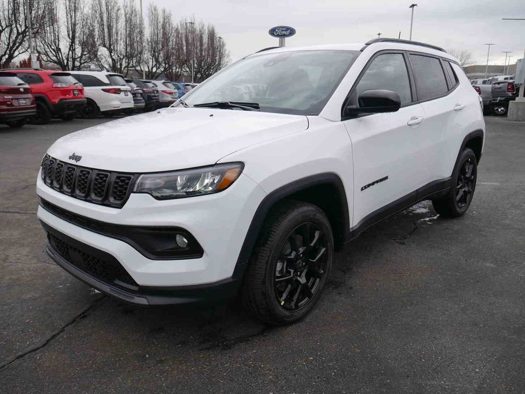 New 2026 White Jeep Latitude image 4