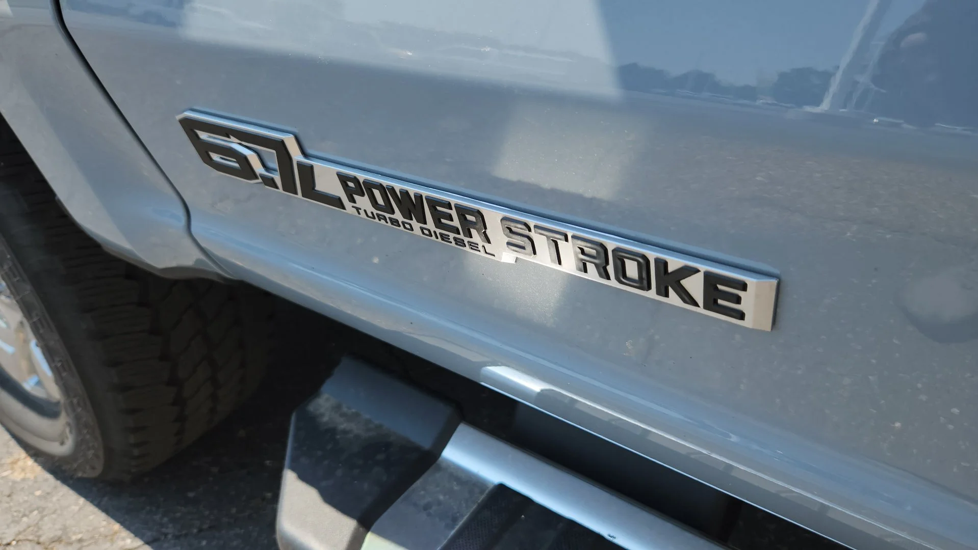 New 2026 Glacier Gray Metallic Tri-Coat Ford LARIAT image 10