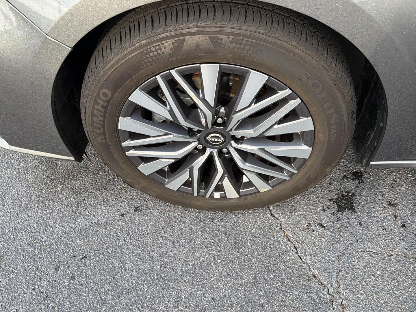 2025 Nissan Altima SV - Photo 35