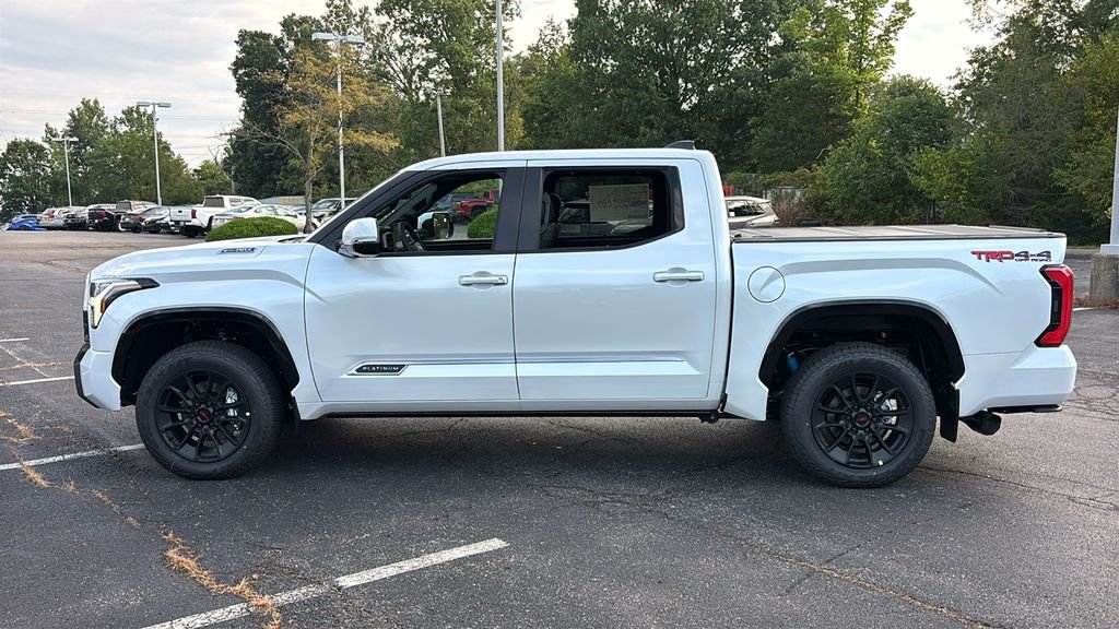 New 2026 Wind Chill Pearl <sup>1</sup> Toyota Tundra Platinum image 4
