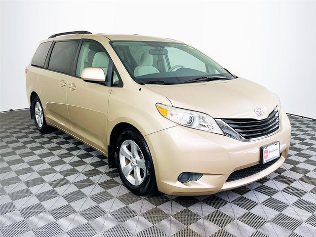 2011 Toyota Sienna LE