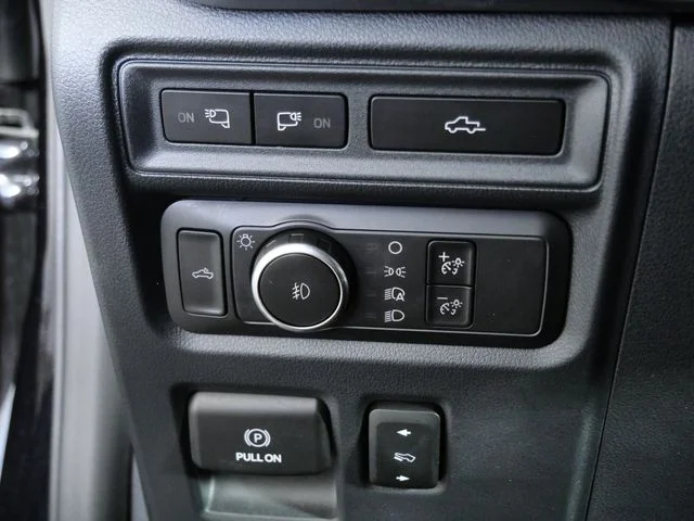 Used 2021 Black Ford Lariat image 26