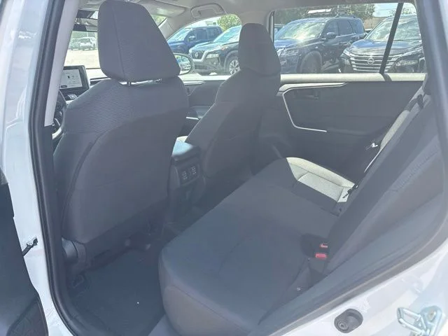 Used 2025 White Toyota LE image 17