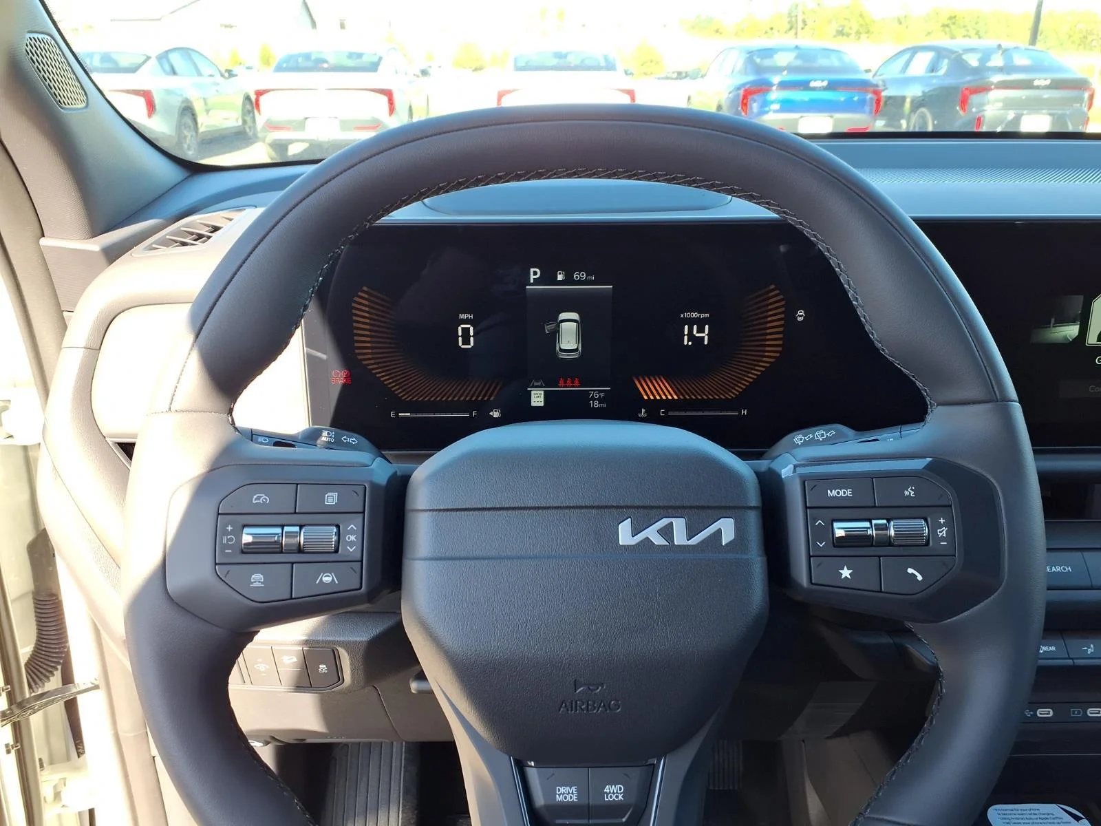 New 2027 Snow White Pearl Kia X-Line S image 7