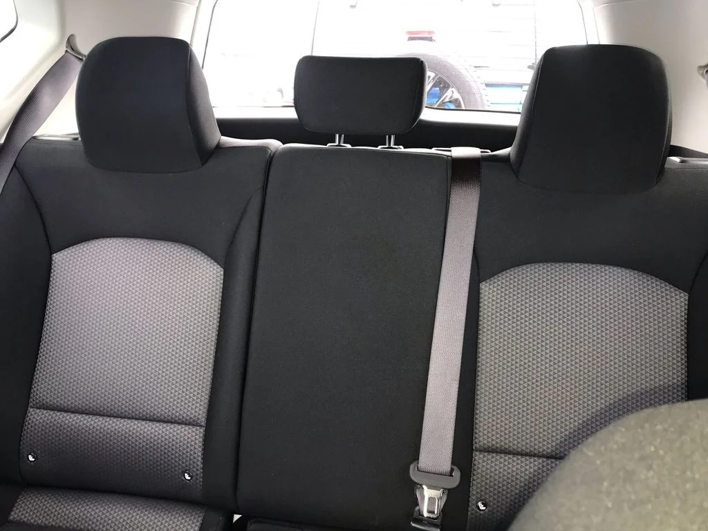 Used 2025 White Kia LX image 21