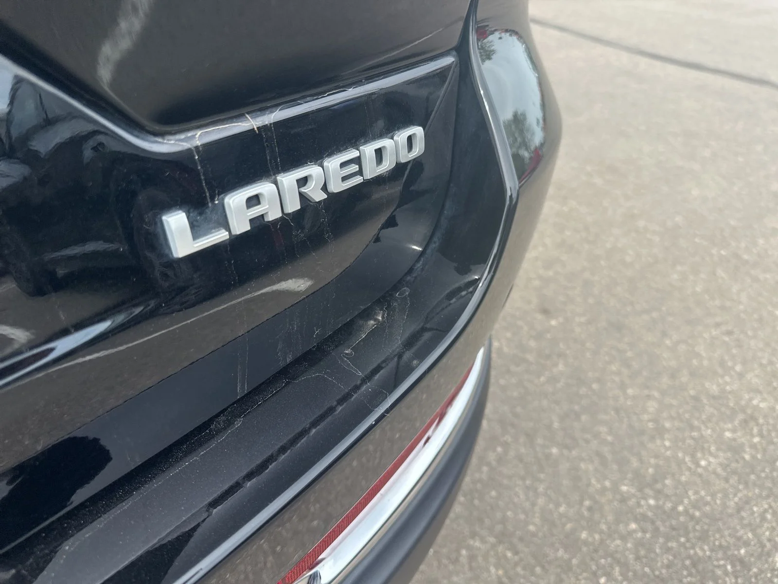 Used 2024 Black Jeep Laredo image 5