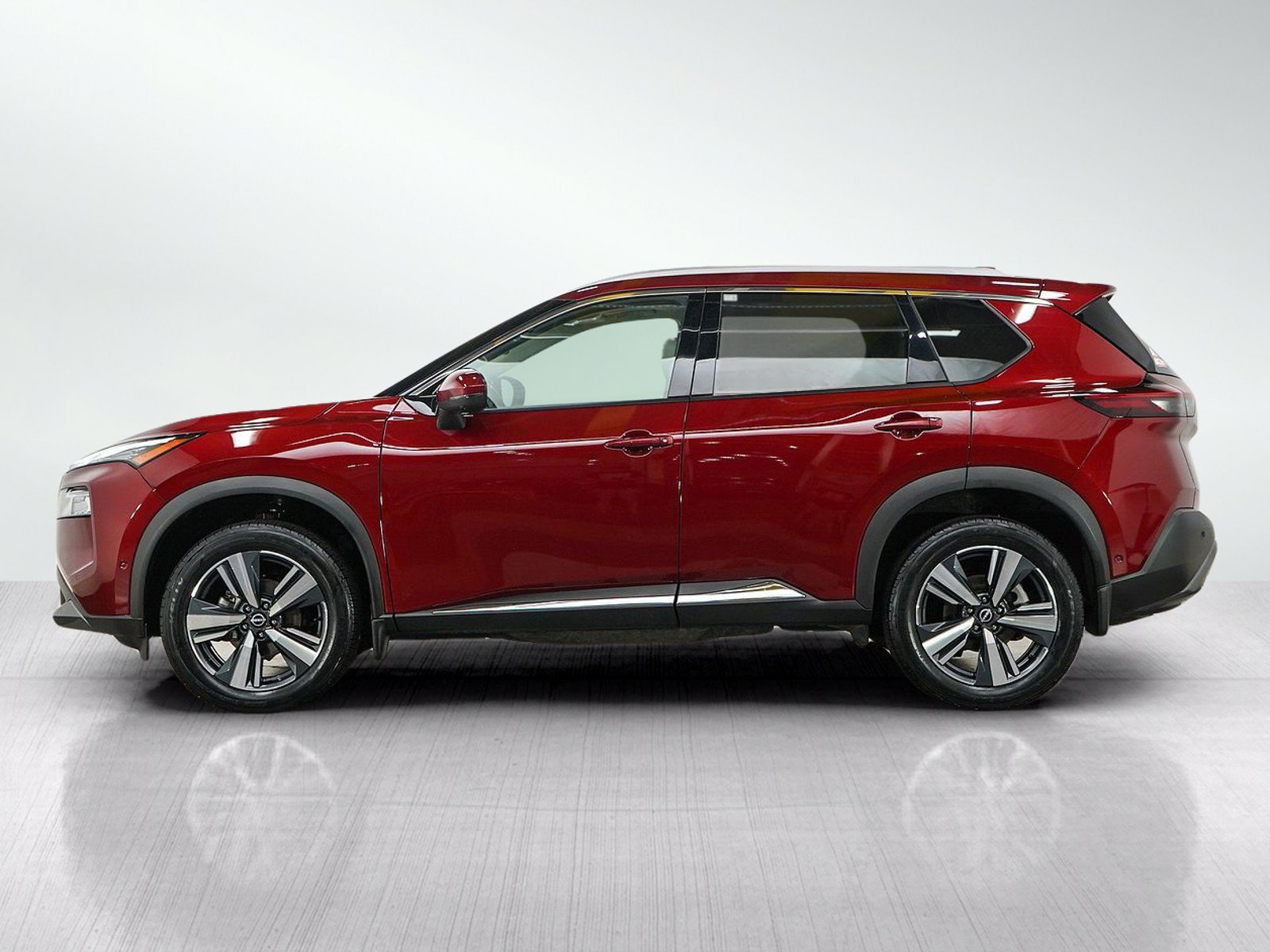 Used 2023 Nissan Rogue SL with VIN 5N1BT3CB8PC927587 for sale in Minneapolis, Minnesota