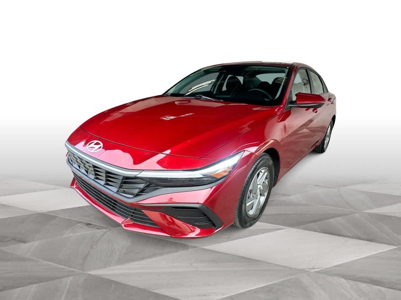 Certified Used 2025 Ultimate Red Hyundai SE image 4