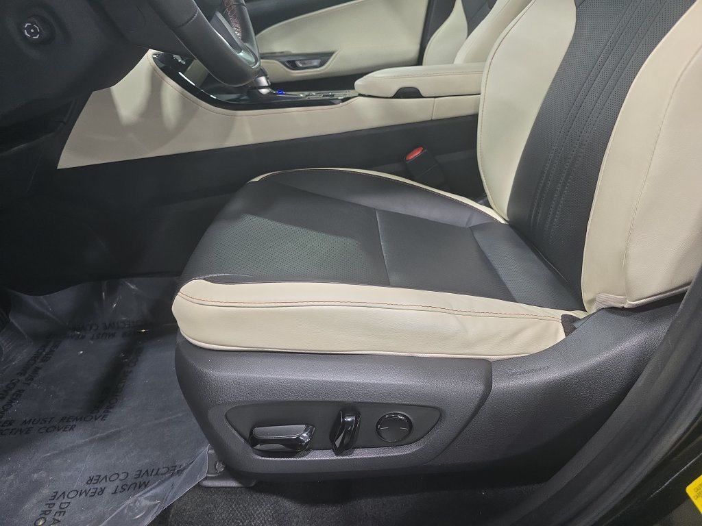 Used 2024 Caviar Lexus 250 Premium image 20