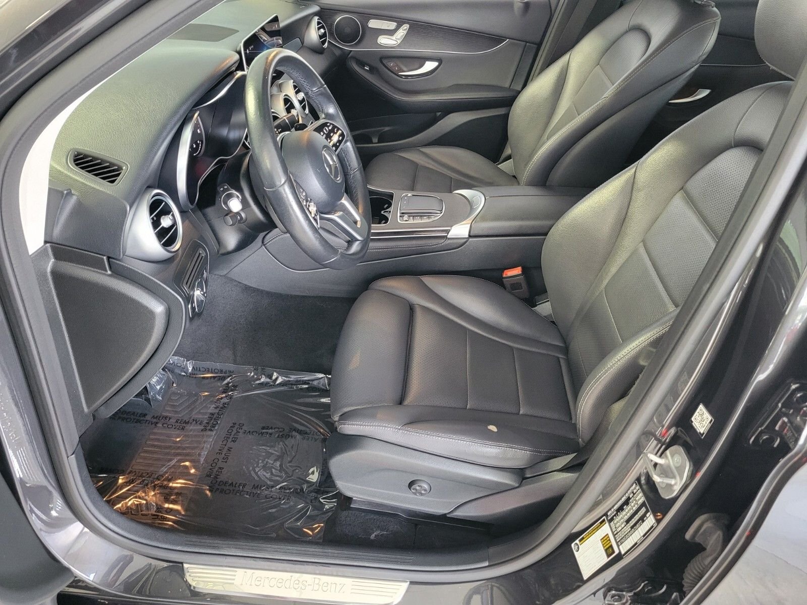 Used 2021 Gray Mercedes-Benz GLC 300 image 10