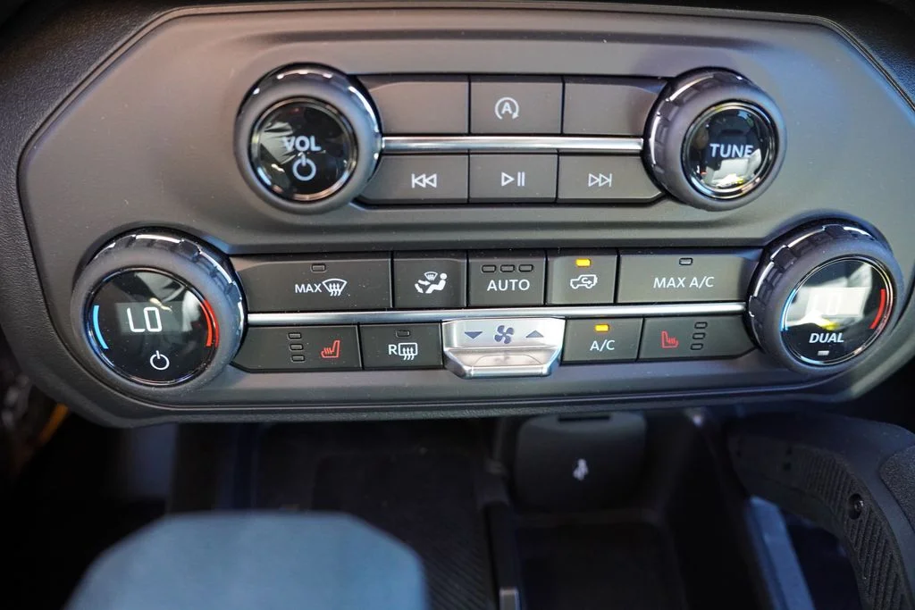 Used 2026 Avalanche Gray Ford Big Bend image 6