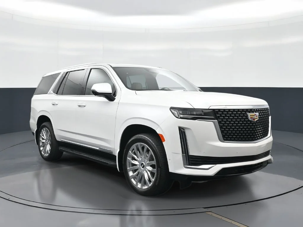 Used 2023 White Cadillac Premium Luxury image 13