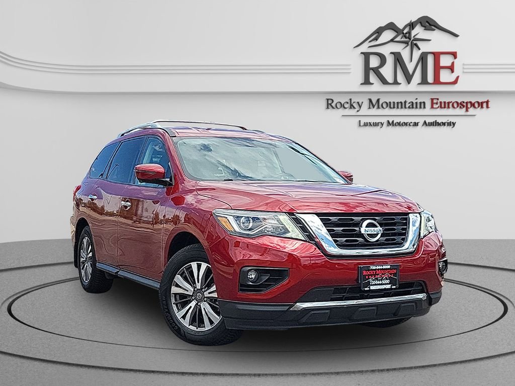 2020 Nissan Pathfinder SL 4WD's photo