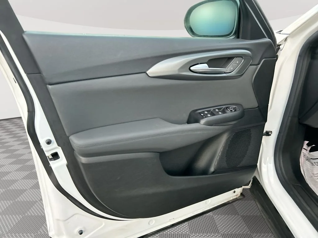 Used 2024 White Alfa Romeo Ti image 25