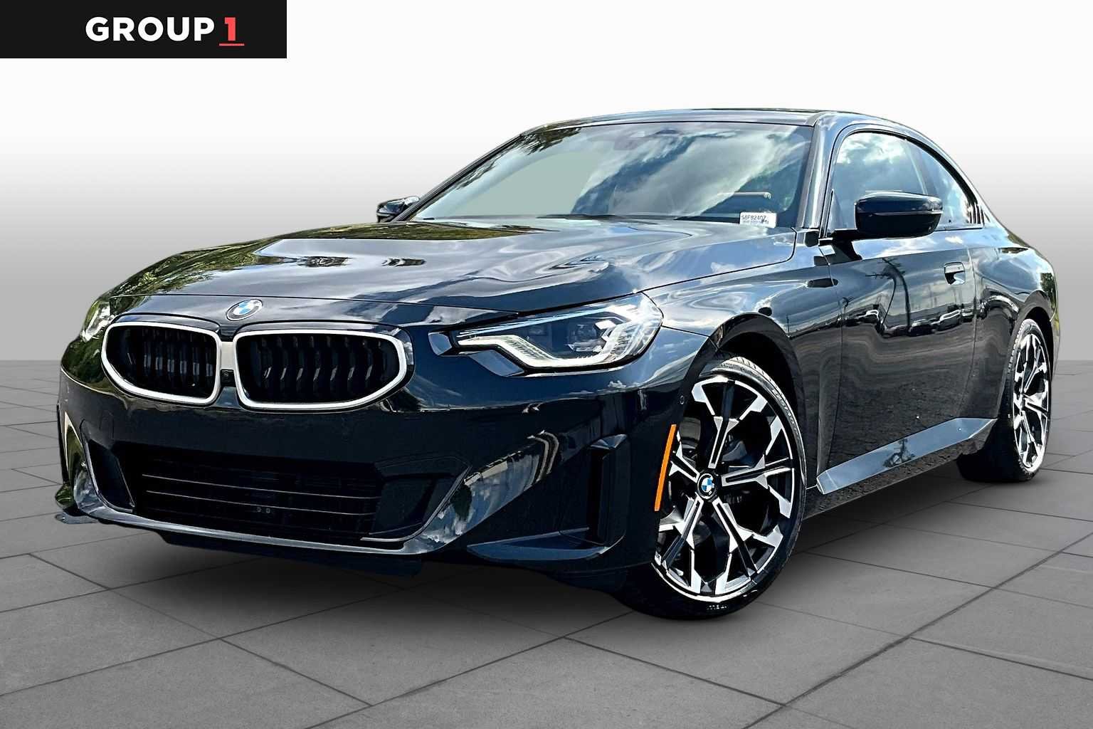 2025 BMW 2 Series 230i Coupe's photo