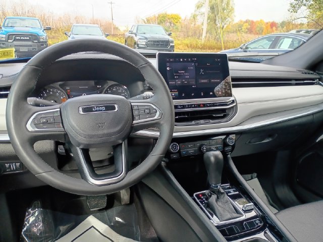 Used 2024 Blue Jeep Limited image 10