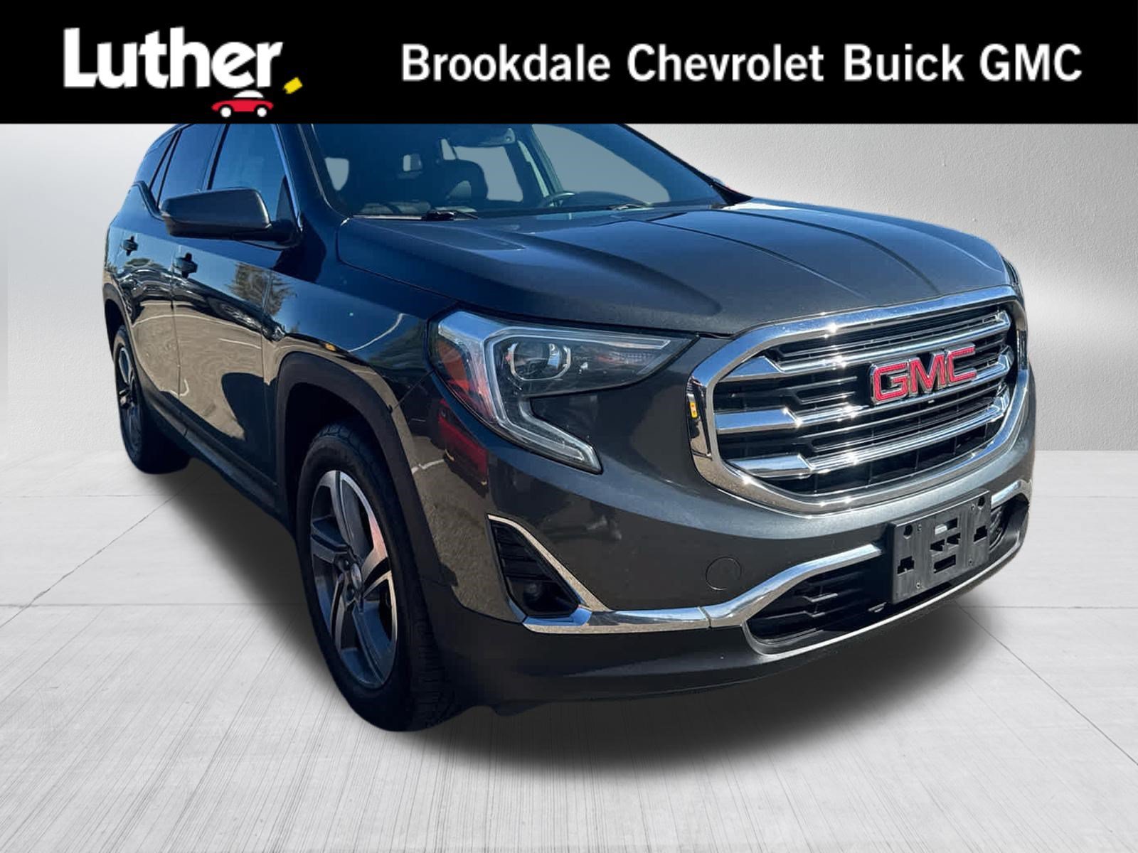 Used 2020 GRAPHITE GRAY METALLIC GMC SLT image 1