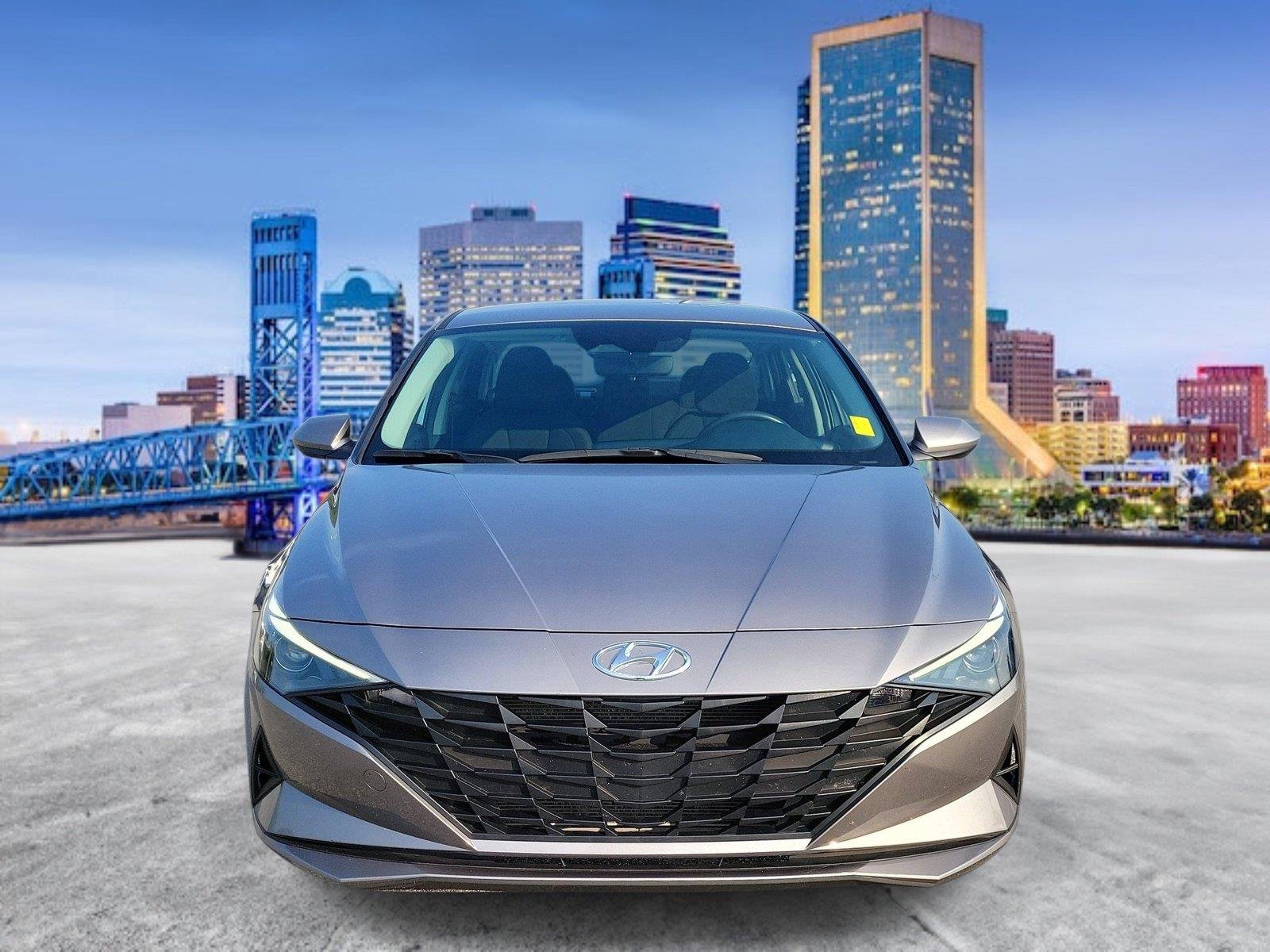 Used 2023 Fluid Metal Hyundai SEL image 5