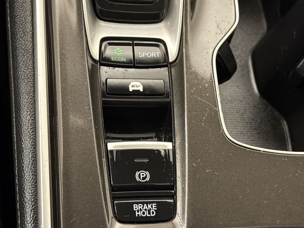 2022 Honda Accord Hybrid Touring - Photo 28