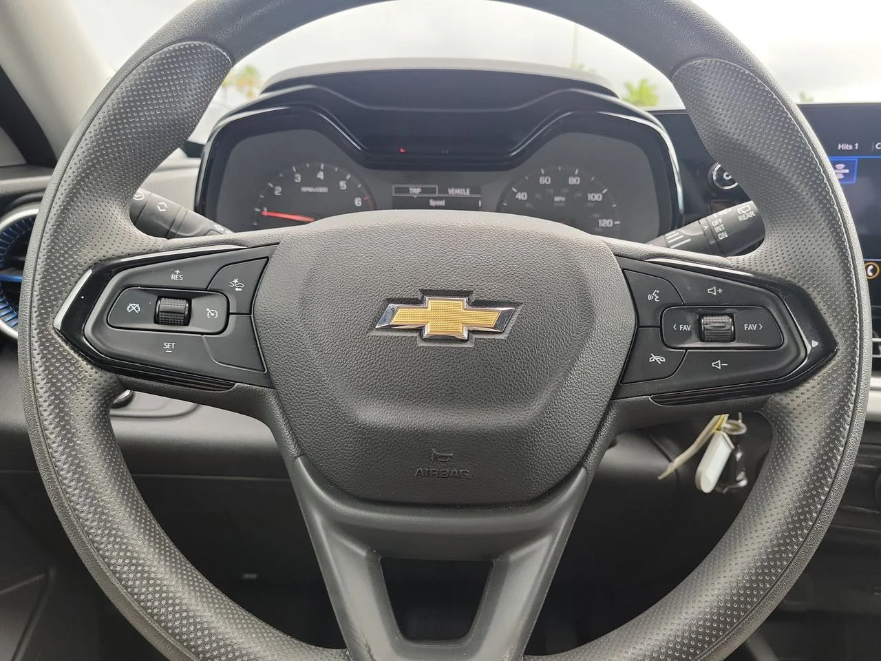 Used 2025 Gray Chevrolet LS image 28