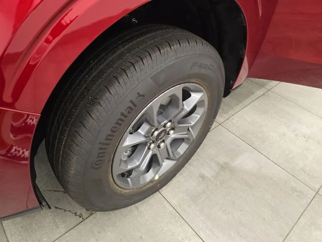 New 2026 Ruby Red Metallic Tinted Clearcoat Ford XLT image 42