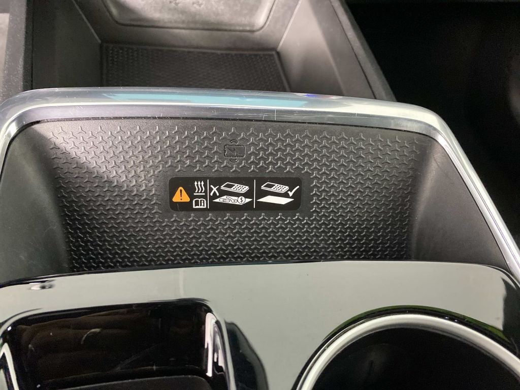 Used 2025 Black Chevrolet LT image 21