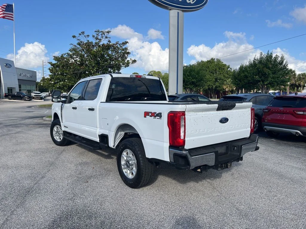 Used 2025 White Ford XLT image 6