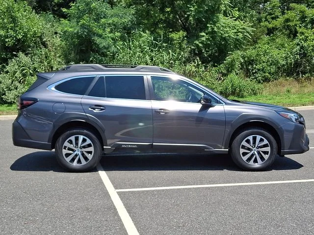 Certified Used 2025 Gray Subaru Premium image 8