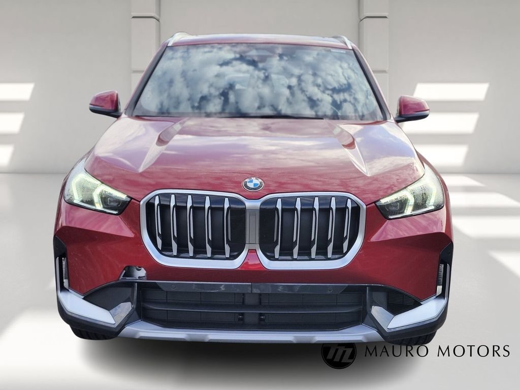 Used 2026 Red BMW xDrive28i image 8