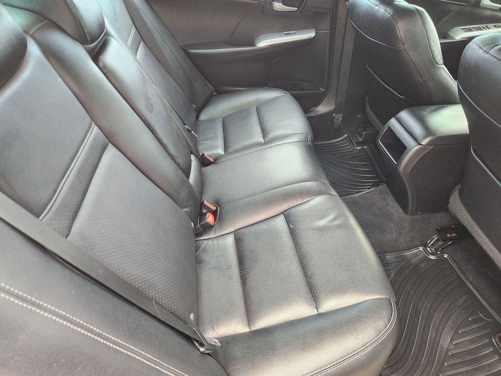 Used 2014 Blizzard Pearl Toyota SE image 31
