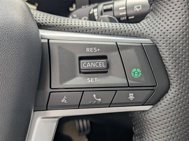 Used 2025 Graphite Gray Mitsubishi SEL image 24