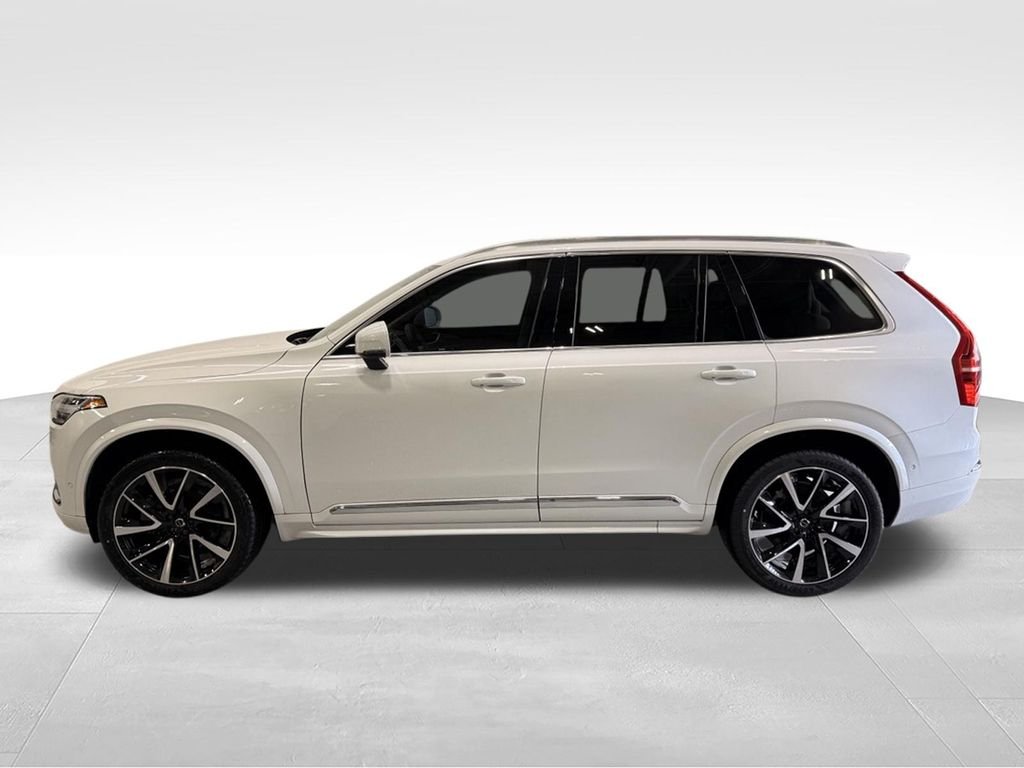 Used 2023 Volvo XC90 Plus with VIN YV4062PN1P1992825 for sale in Golden Valley, Minnesota