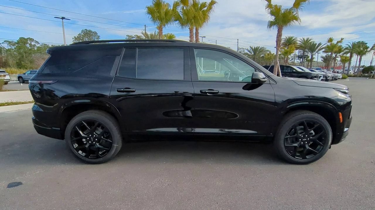 Used 2026 Mosaic Black Metallic Chevrolet RS image 8