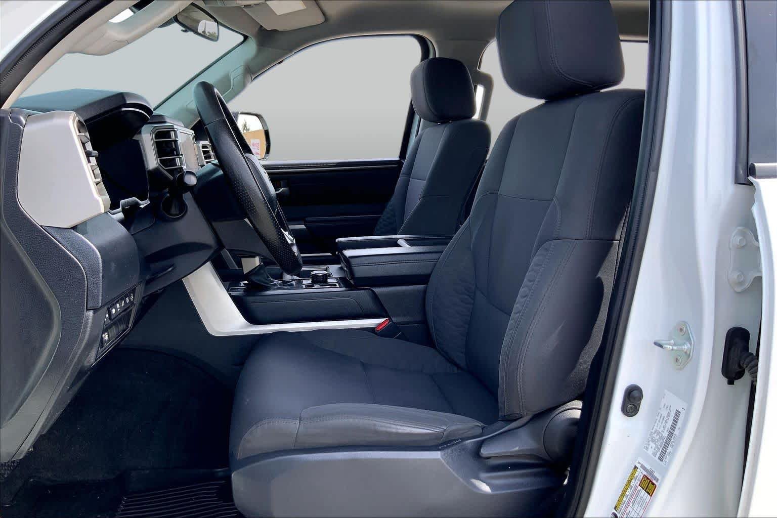 Used 2023 Ice Cap Toyota SR5 image 8