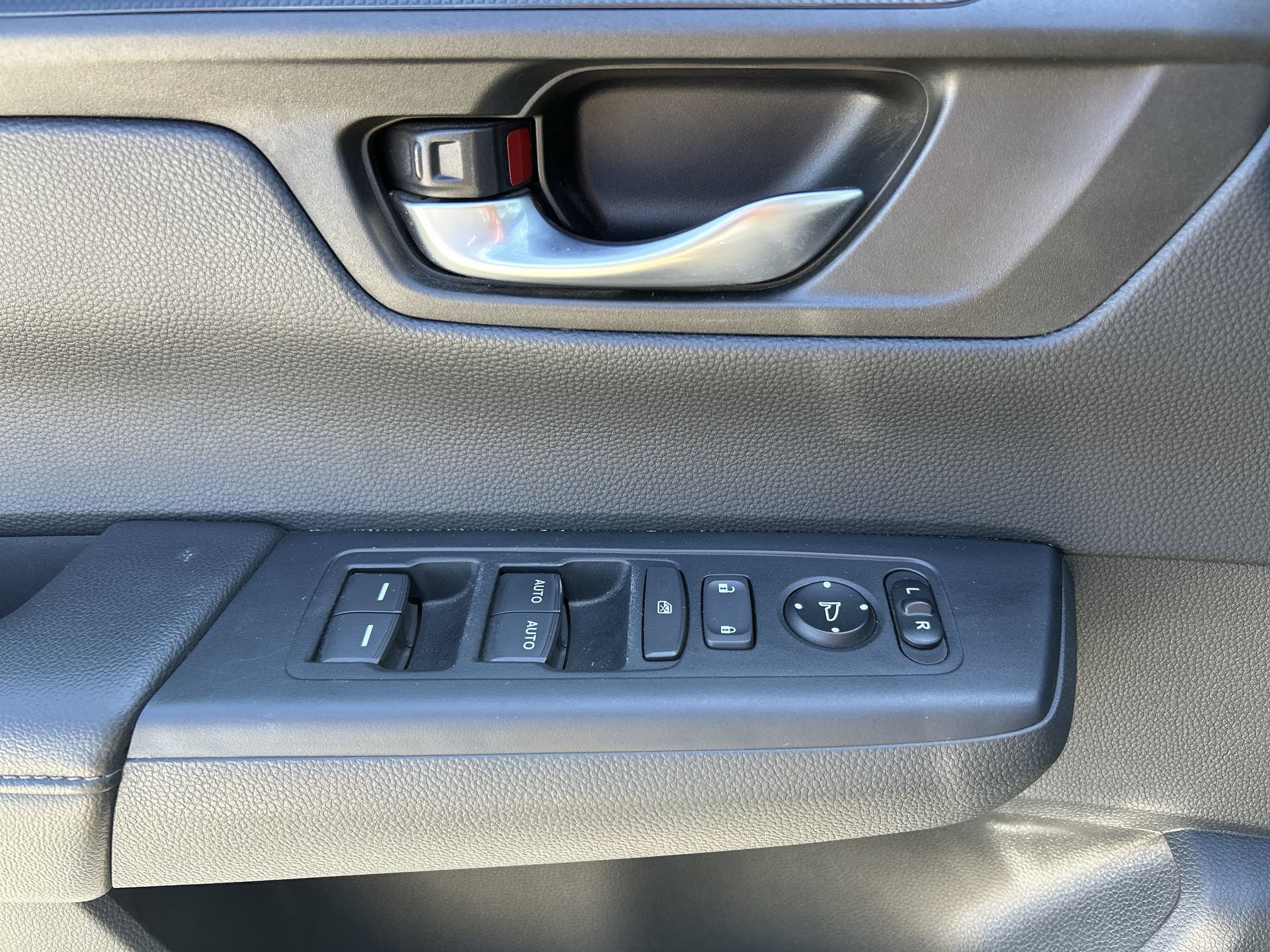 2024 Honda CR-V EX - Photo 15