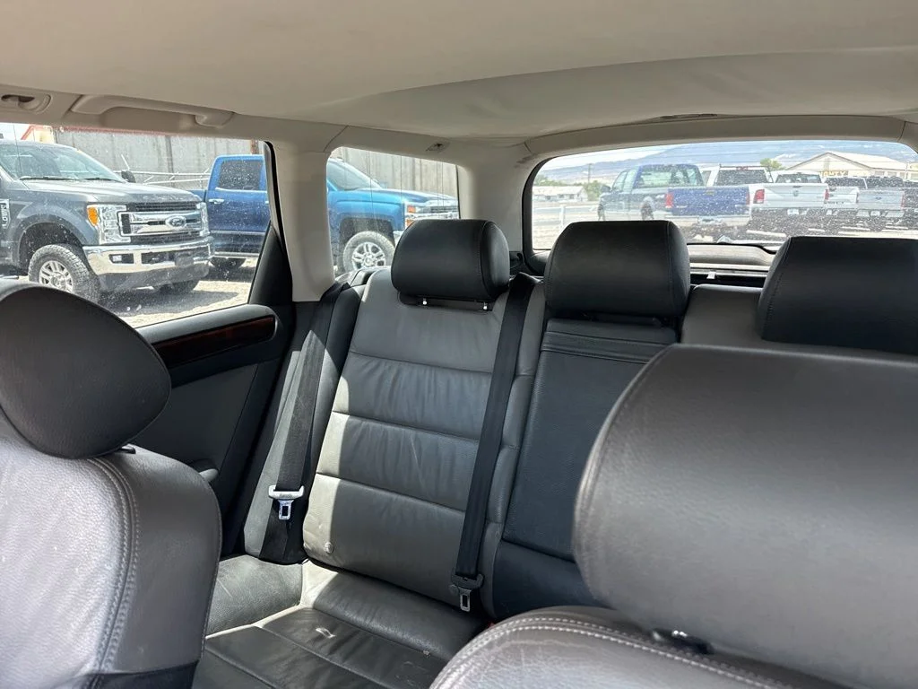 Used 2004 Gray Audi 4.2 image 24