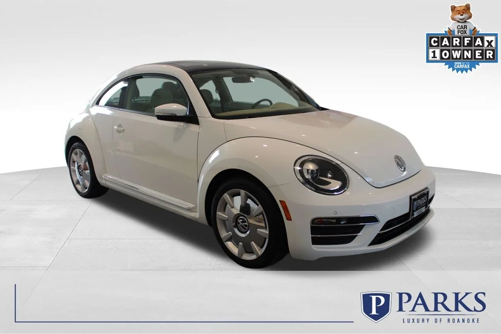 2017 Volkswagen Beetle 1.8T SEL Auto's photo
