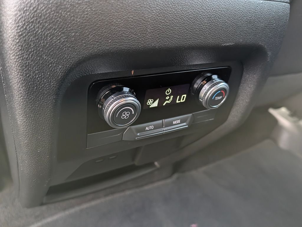 2025 GMC Acadia Elevation - Photo 16