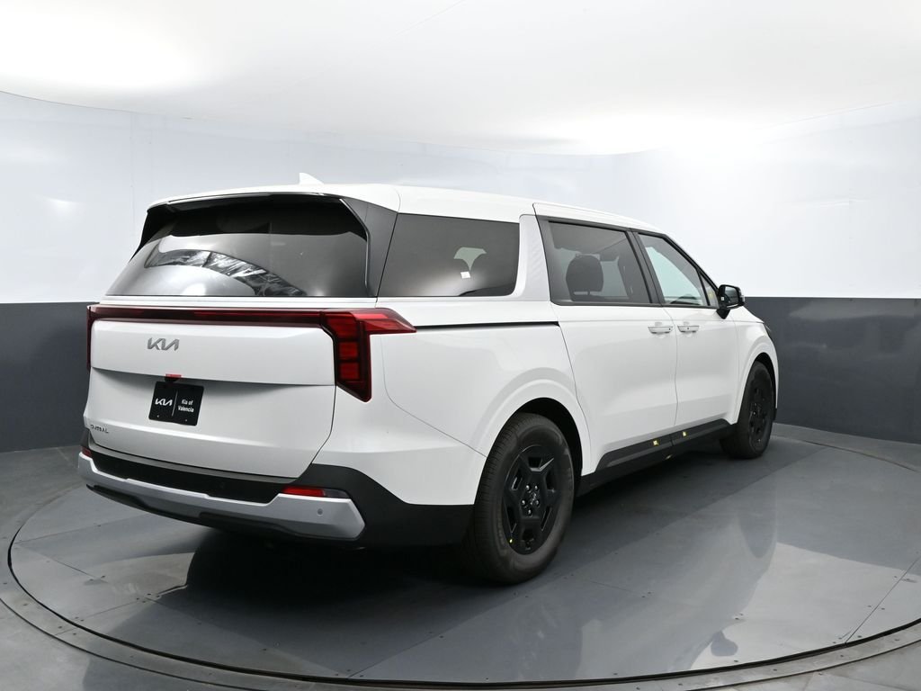 New 2026 Snow White Pearl Kia LXS image 22