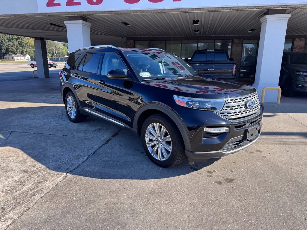 Used 2021 Black Ford Limited image 9
