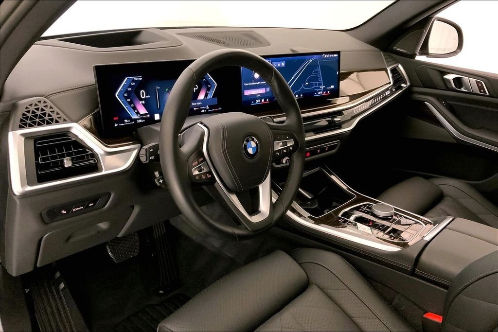 Used 2026 Black Sapphire Metallic BMW  image 21