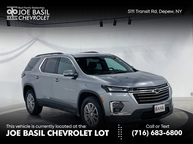 2023 Chevrolet Traverse LT Cloth