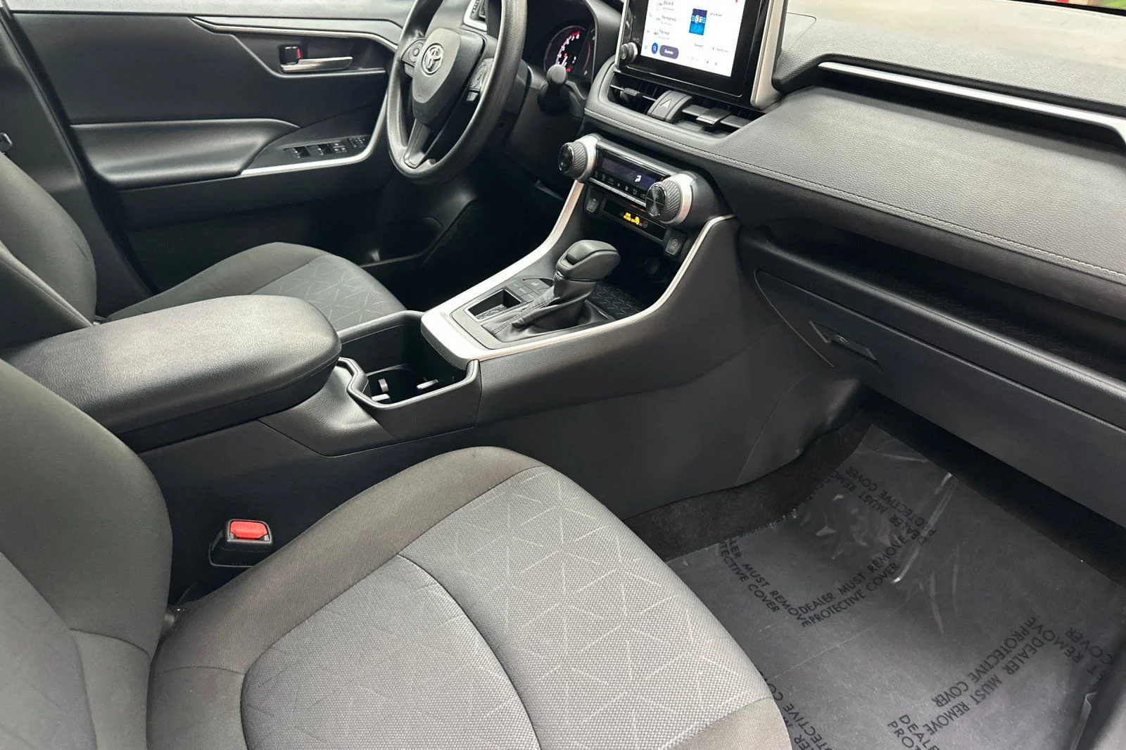 Used 2025 White Toyota XLE image 21