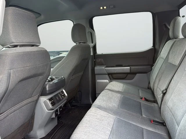 Used 2022 Black Ford XLT image 23