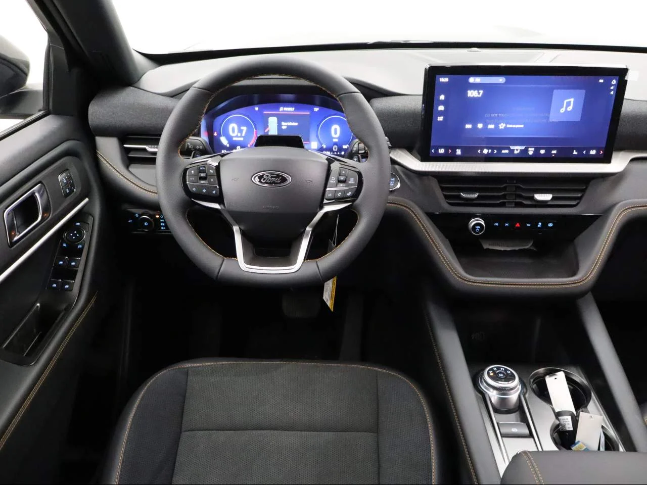 New 2026 Agate Black Metallic Ford Tremor® image 14