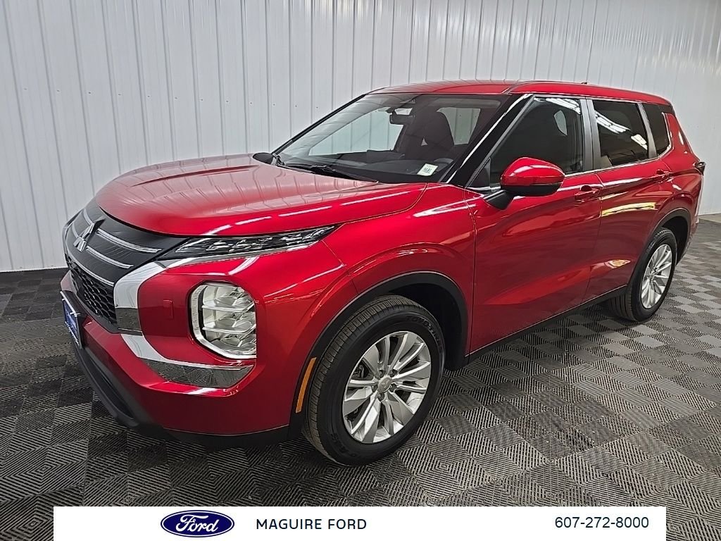 Used 2025 Red Mitsubishi ES image 11