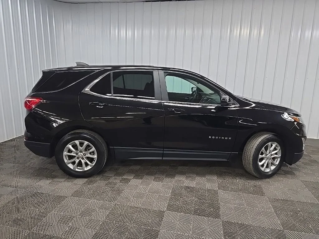 Used 2021 Chevrolet Equinox LT with VIN 2GNAXUEV2M6114050 for sale in Trumansburg, NY